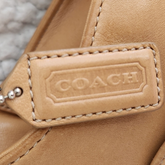 Vintage Coach  Tan Shoulder Bag - Picture 3 of 14